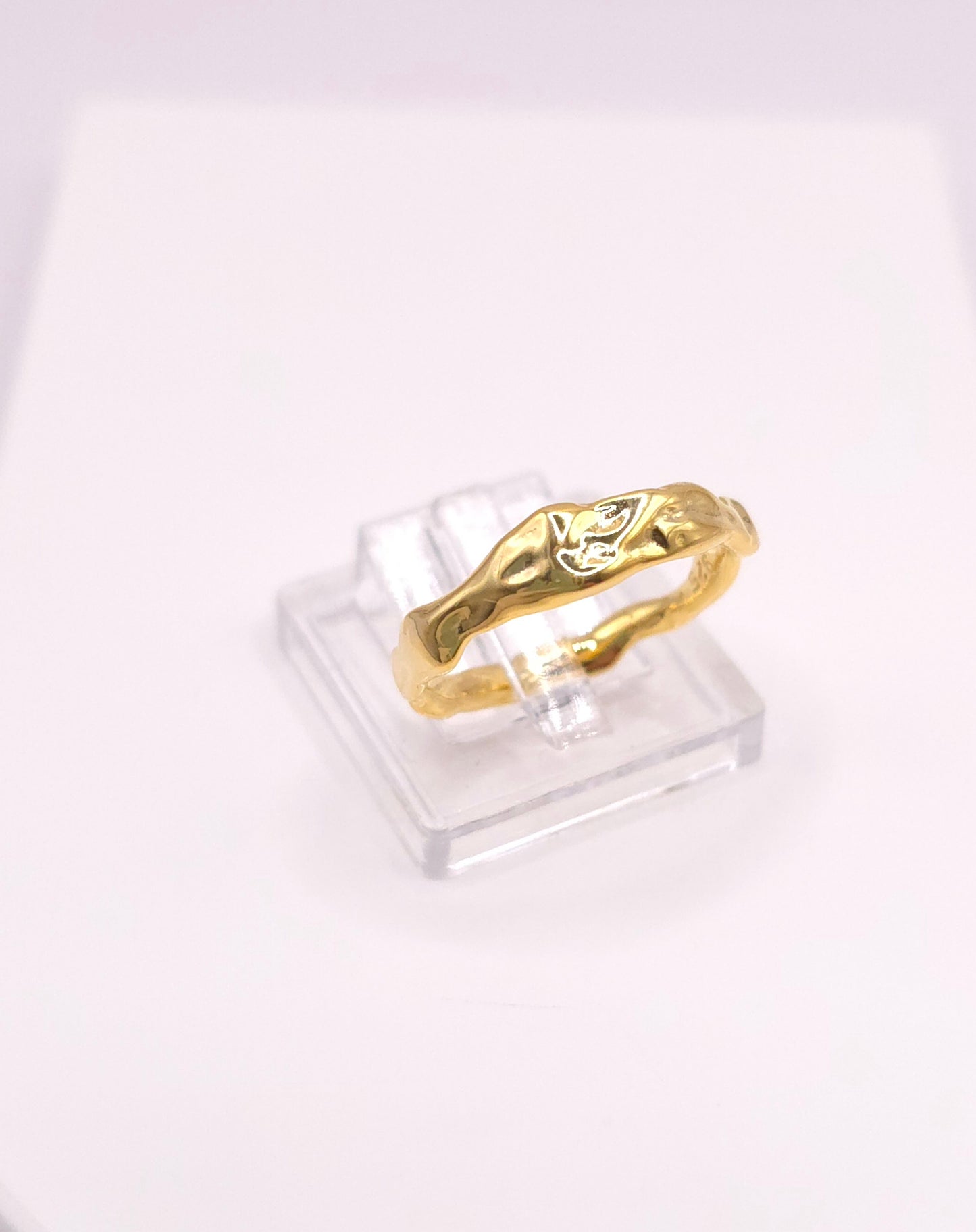 Anillo Rhea