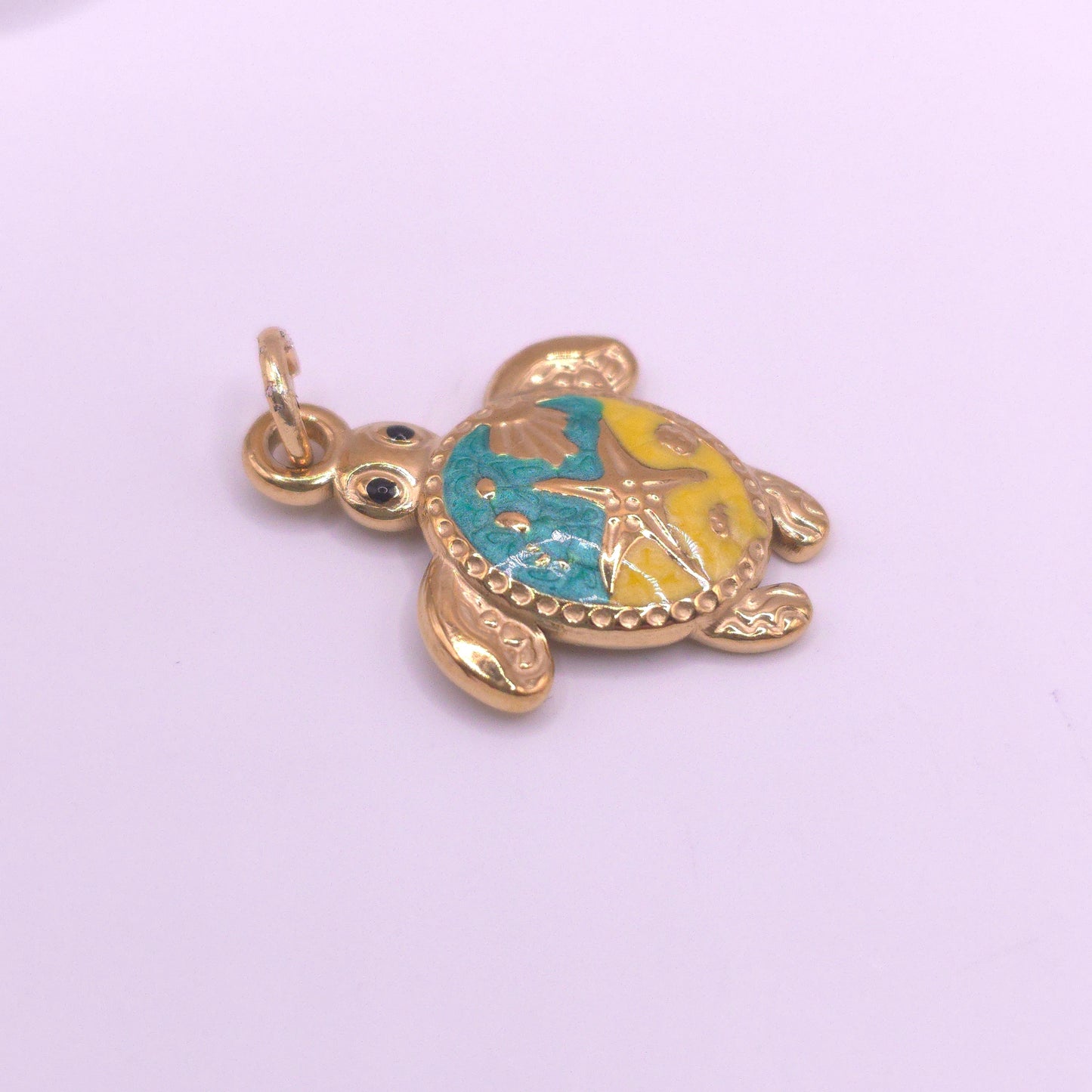 Charm Galápagos