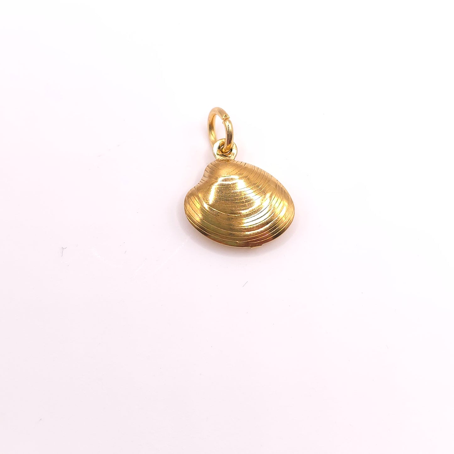Charm Shella