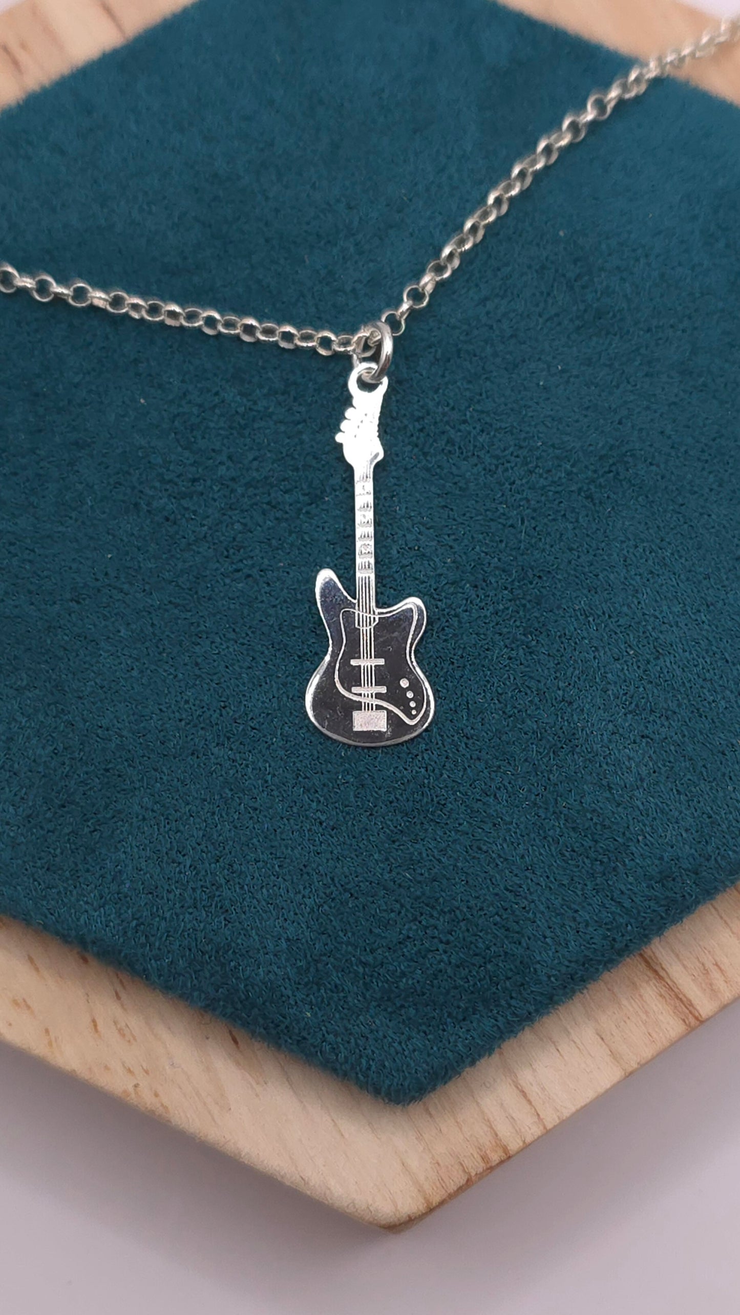 🎸Colgante Music
