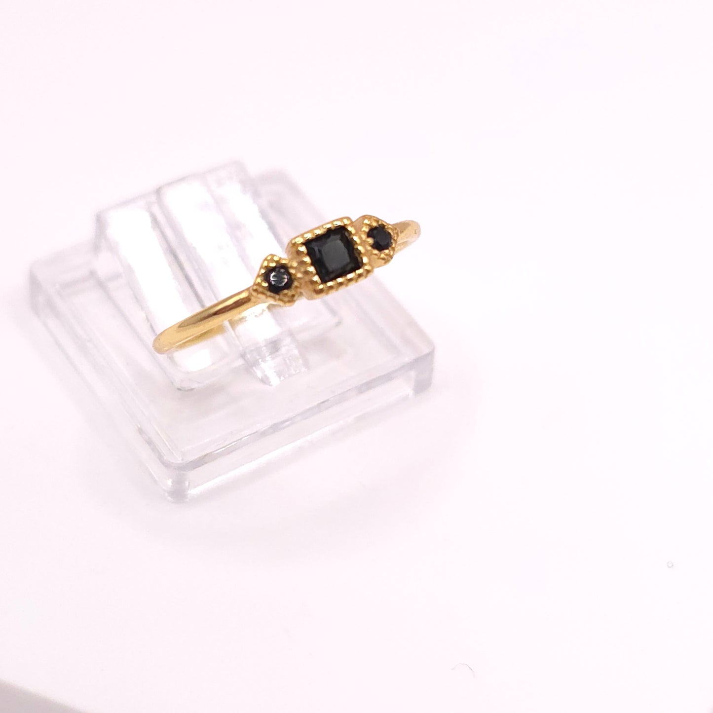 Anillo Ninfa negro