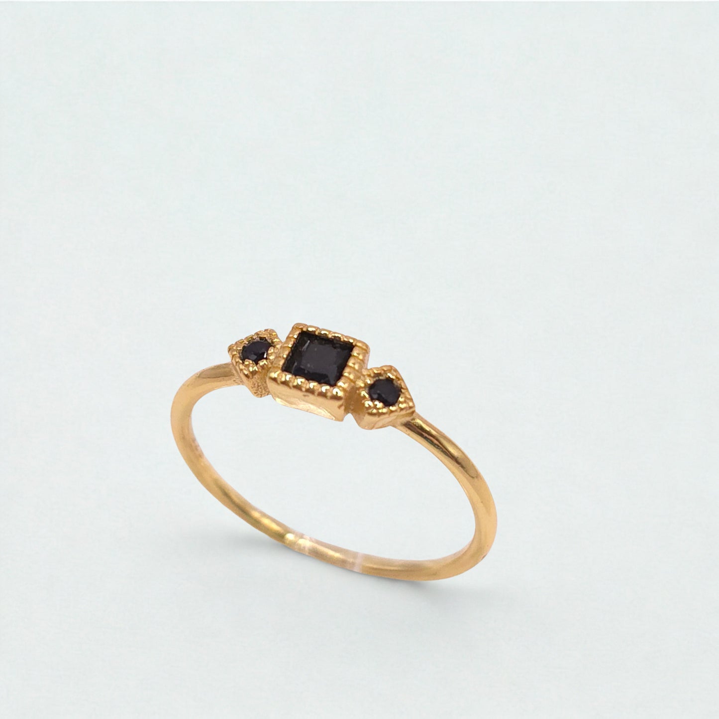 Anillo Ninfa negro