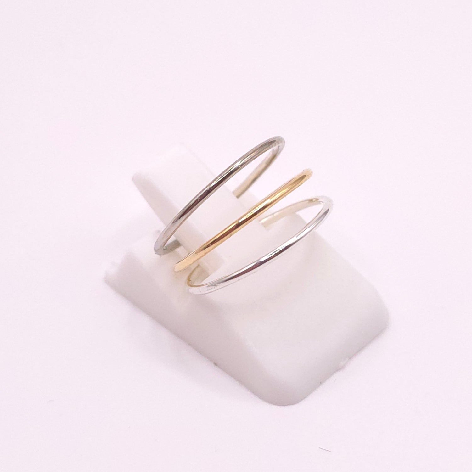 Anillos Mini Luxe-pequeños pero con mucho estilo.