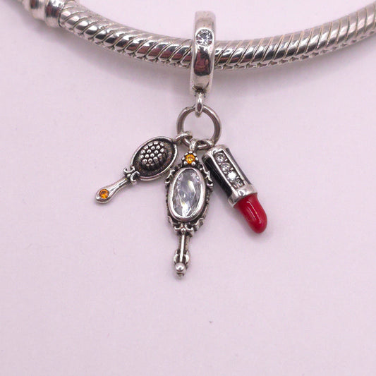 Charm espejito espejito, ¿Quién es....?