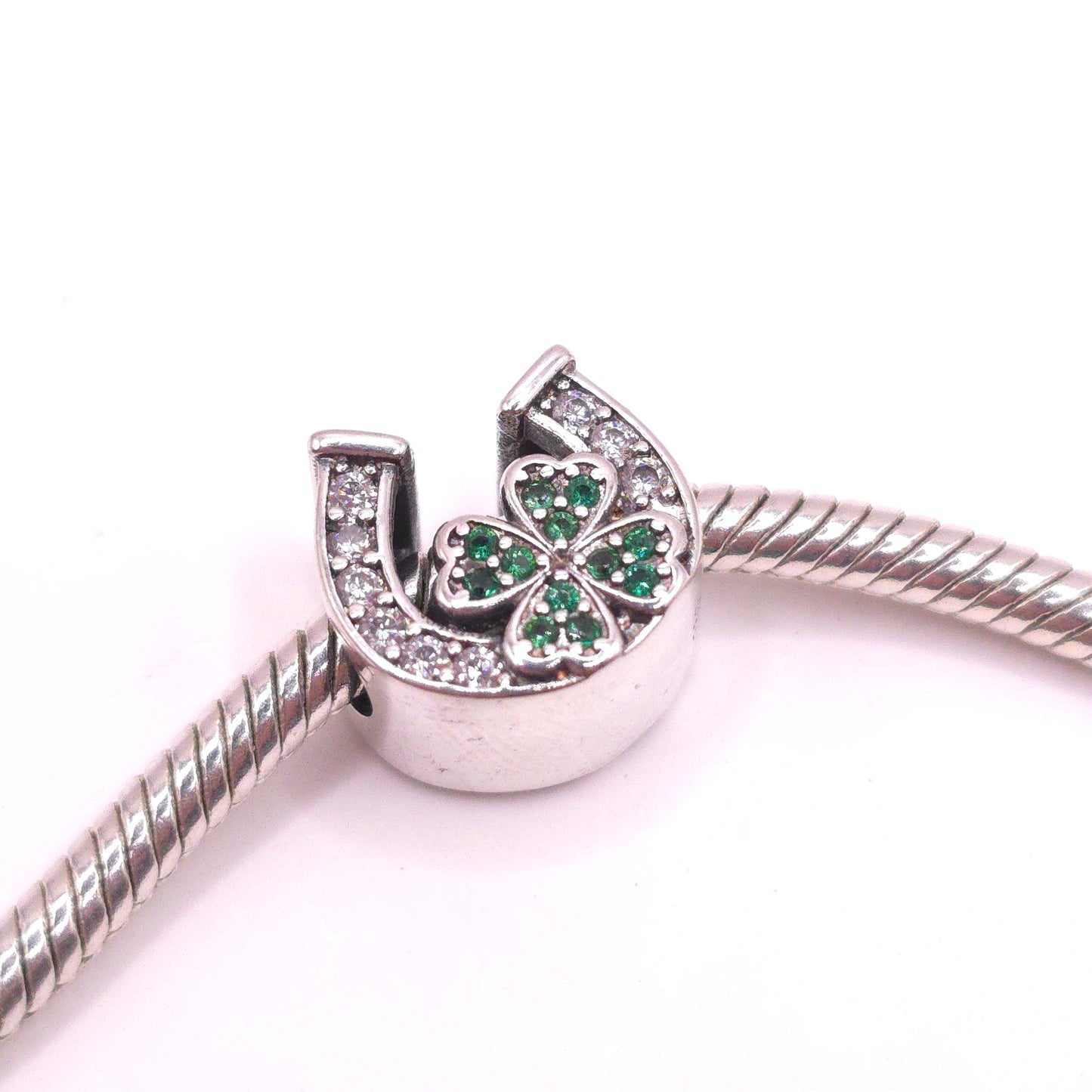 Charm Herradura de la suerte🚨 Última unidad