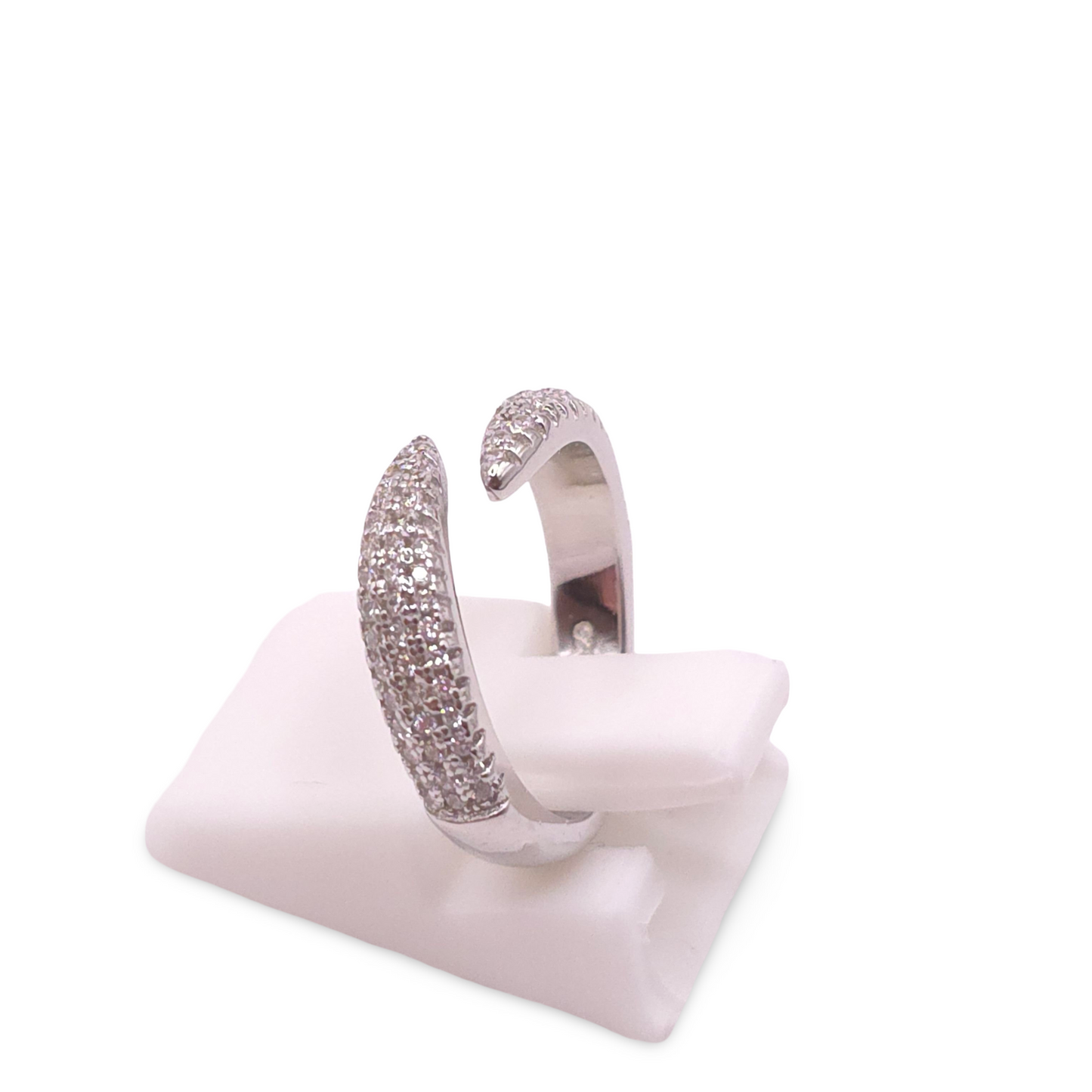 Anillo Caelys