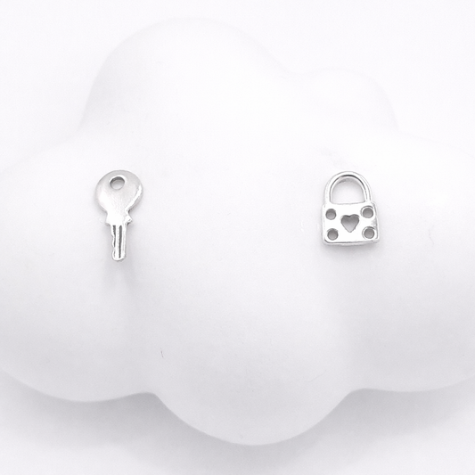 Pendientes llave y candado