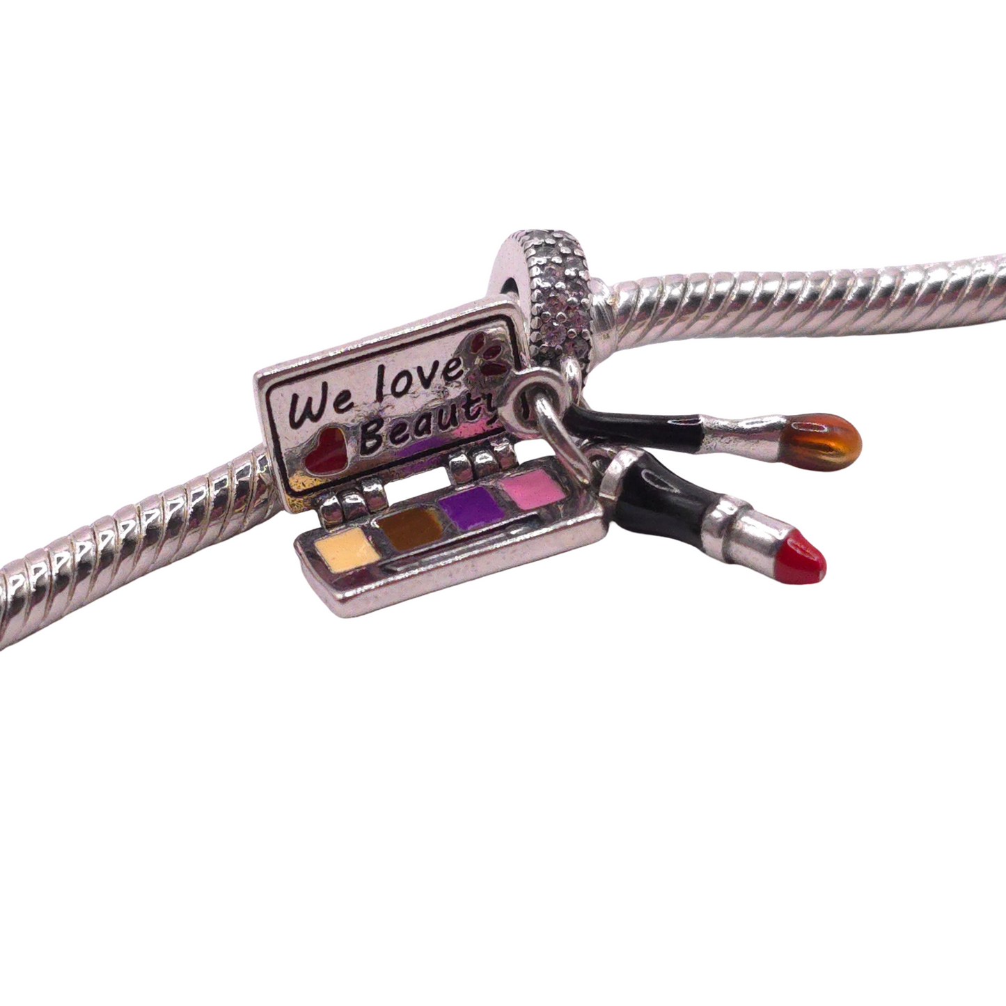 Charm Belleza, Imagen y estética